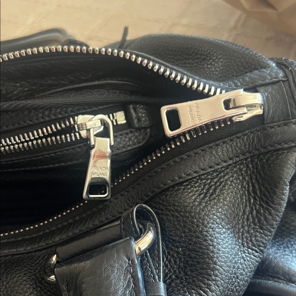 Prada Black Leather Shoulder Bag - Picture 4 of 7